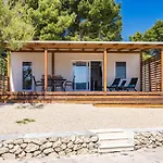 펜션 Sibenik Resort 시베니크