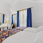Sibenik Resort * 시베니크