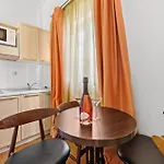 펜션 Sibenik Resort