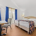 Holiday home Sibenik Resort *