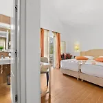 펜션 Sibenik Resort 시베니크