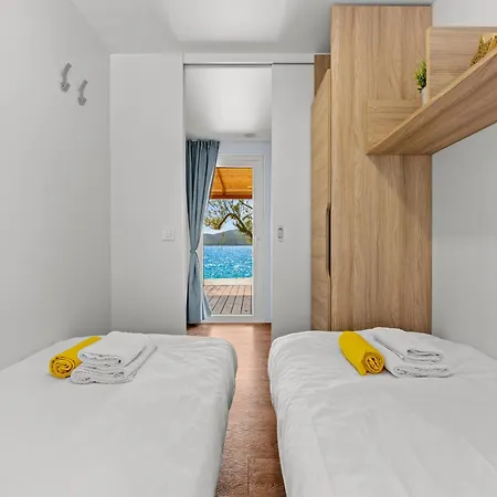 Sibenik Resort Feriehus Šibenik