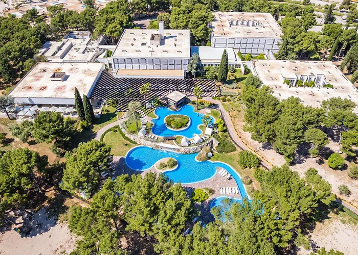 Sibenik Resort * 시베니크