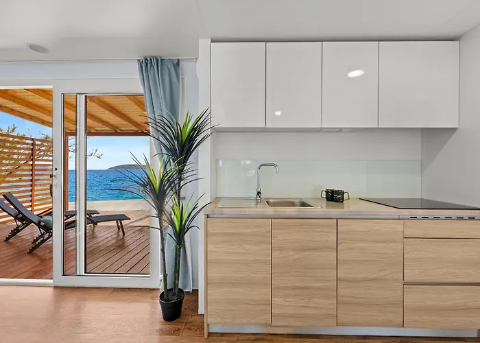 Sibenik Resort וילה *