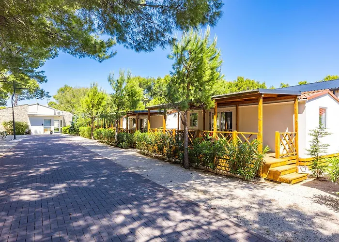 Sibenik Resort וילה *