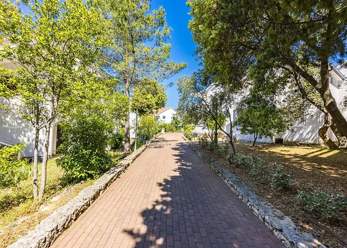 Villa Sibenik Resort *