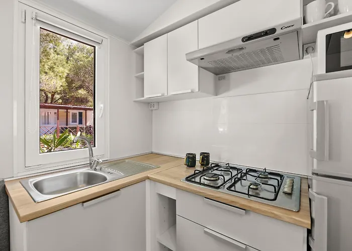 Sibenik Resort * 시베니크