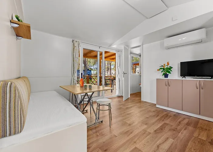 펜션 Sibenik Resort 시베니크