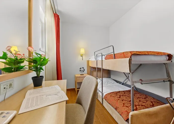 Sibenik Resort * 시베니크