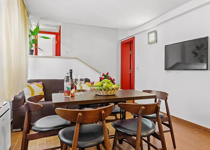 Sibenik Resort 펜션 시베니크